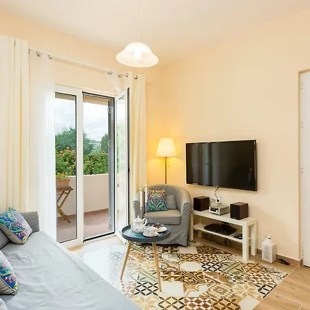Villa Seaside Konaki *