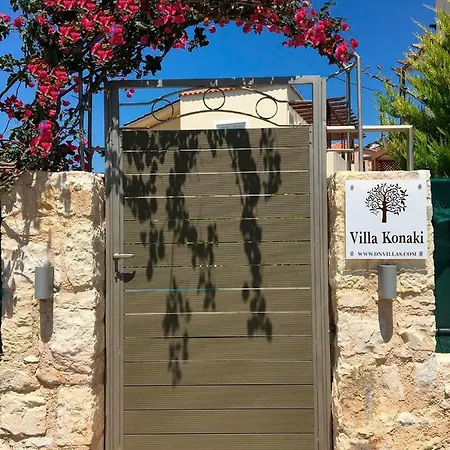 Seaside Konaki Almirida
